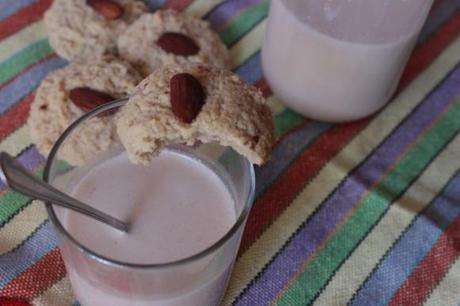 Biscotti alle mandorle e cocco.