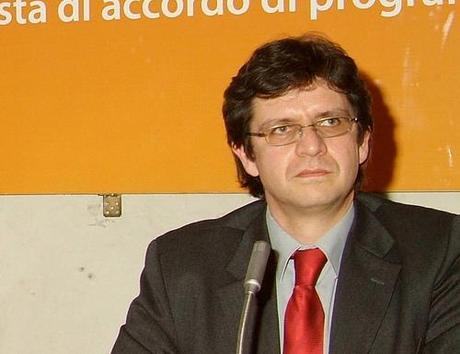 Arrestato il vice presidente del consiglio regionale dell'Umbria Goracci di Rifondazione comunista (abuso d'ufficio e altri reati)