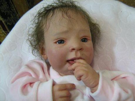 Angeliuca, una bambola reborn in adozione