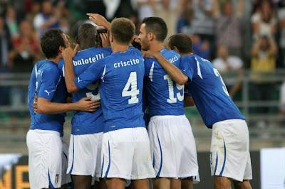 L'Italia sale all'8° posto nel ranking Fifa, Brasile nel mirino