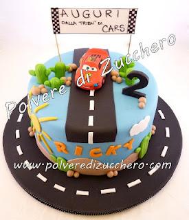 Torta decorata Cars: Saetta Mcqueen va sempre forte!