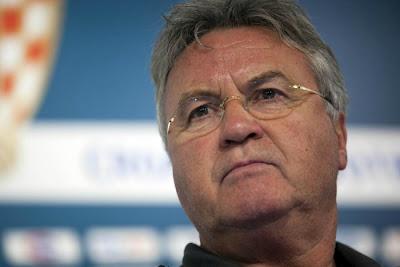 Hiddink sarà il nuovo allenatore dell'Anzhi: beffato Fabio Capello