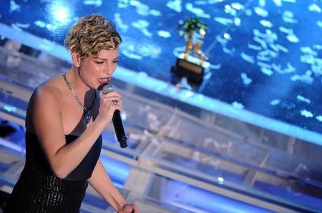 Emma Marrone vince Sanremo 2012: vergogna!
