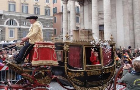 Carnevale romano 2012 coriandoli da carrozza