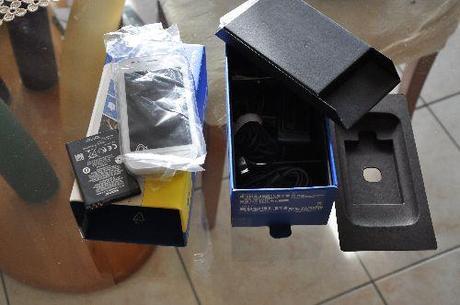 Unboxing: Nokia Lumia 710