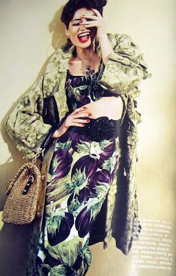 Huang Xiao Meng in Dolce & Gabbana su Numéro China