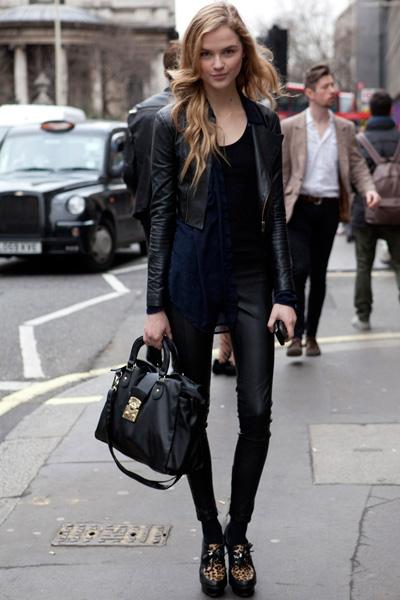 London Fashion Week_ on the streets