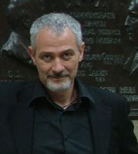 Enzo Pennetta Richard Dawkins “imbarazzante”: si dimentica il titolo dell’opera di Darwin