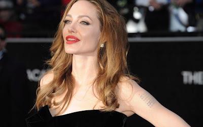 Angelina Jolie, icona di stile Foto Sexy