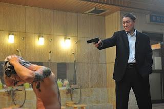 Outrage di Takeshi Kitano: tatuaggi, sangue e tradimenti