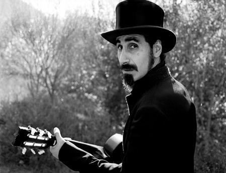 Serj Tankian senza i System Of A Down? Meglio!