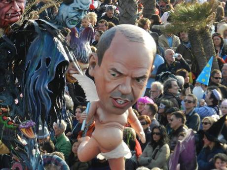 VIAREGGIO IL CARNEVALE D'ITALIA