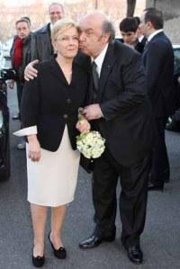 Lino Banfi festeggia i cinquanta anni di matrimonio con gli amici di sempre: Mara Venier, Renzo Arbore, Nancy Brilli, Edvige Fenech ecc.