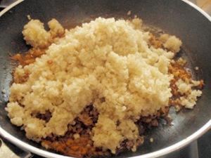 Quinoa con germogli di lenticchia