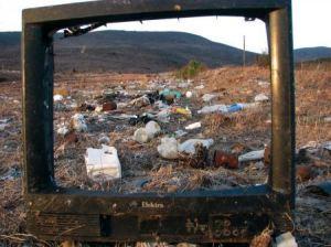 Napoli: sequestro di pneumatici e rifiuti vari destinati allo smaltimento in Burkina Faso