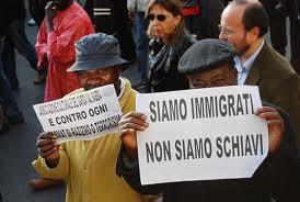 migranti Nessun uomo è illegale