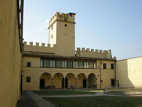 File:Castello di torregalli, giardino murato 05.JPG