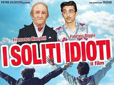 I soliti Idioti – Film: perché nuovi fenomeni di massa arrivano subito al cinema