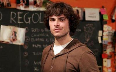 Magnifiche (e orribili) presenze Magnifiche (e orribili) presenze