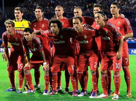 real-madrid-adidas-camiseta-roja-2011-12