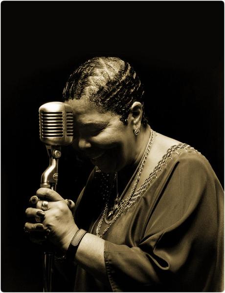 CIZE HA CANTATO PER ME STANOTTE... http://i.imm.io/jdHh.jpeg