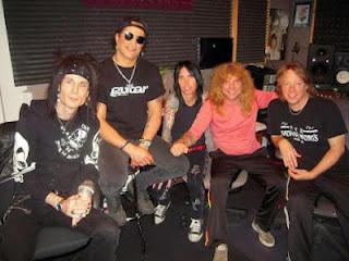 Slash - Ospite sul nuovo album di Steven Adler (foto)