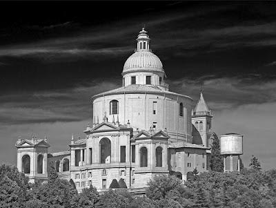 Chiedilo alla Madonna di San Luca.