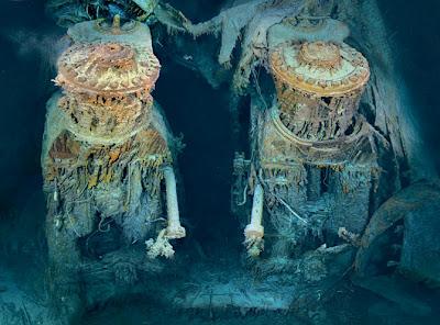 Alcune foto del Titanic sommerso, a 100 anni dal suo affondamento