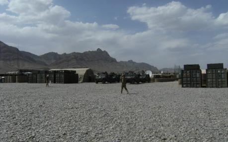 Afghanistan: morto soldato italiano sotto i colpi di mortaio dei talebani. Cinque feriti