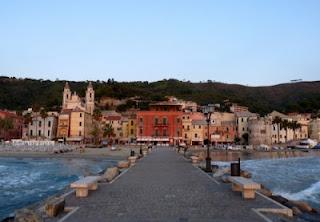 Un'idea per il ponte di Pasqua: Laigueglia e la Baia del Sole