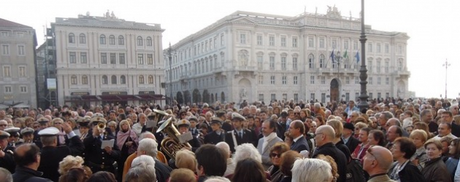 Decolla lo storico Caffè degli Specchi a Trieste
