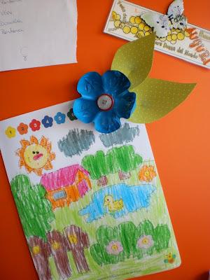 Un fiore in plastica per la festa della mamma Un fiore in plastica per la festa della mamma