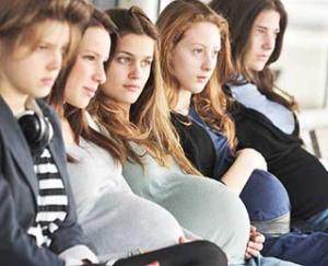 “17 ragazze”: l’utero è mio e lo gestisco io