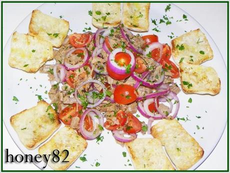 INSALATA DI LESSO CIPOLLA E PACHINO INSALATA DI LESSO CIPOLLA E PACHINO