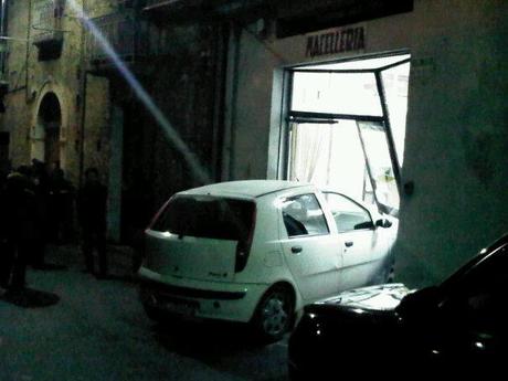 auto Lauria attonita per l’ennesima tragedia