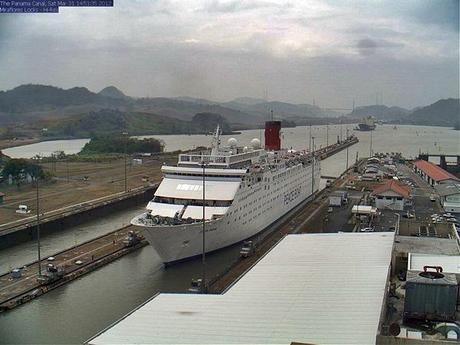 Tropicale, Pacific Star, Ocean Dream ed ora Peace Boat: tanti nomi per un’unica nave.