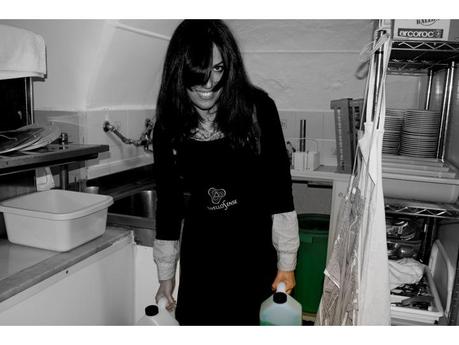 Image and video hosting by TinyPic