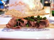 Lingua vitello, salsa tonnata cialda pane pepe nero
