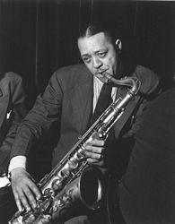 16 -  Lester Young