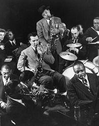 16 -  Lester Young