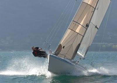 Vela - A META' MAGGIO SUL GARDA L'ITALIANO MINI ALTURA DI VELA