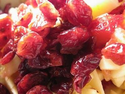 Pie alle mele, fragole e ribes rossi