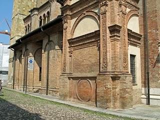 Duomo di Fidenza: lato meridionale