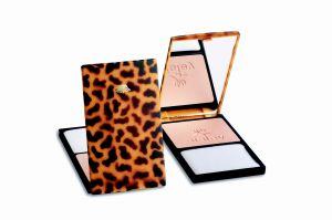 SISLEY COSMETICS PRESENTA PHITO -TEINT ECLAT COMPACT E PHITO-POUDRE COMPACTE