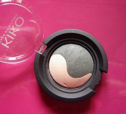 Kiko Colour Sphere Duo Mat Eyeshadow 204 ecrù-verde bosco