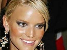 Jessica simpson lava denti