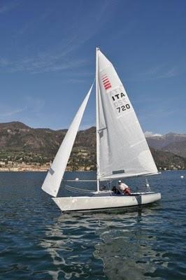 A META' MAGGIO SUL GARDA L'ITALIANO MINI ALTURA DI VELA