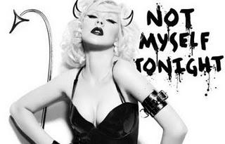 Christina Aguilera, Not Myself Tonight Imita le Icone Gay