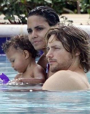 HALLE BERRY CACCIA DA CASA GABRIEL AUBRY