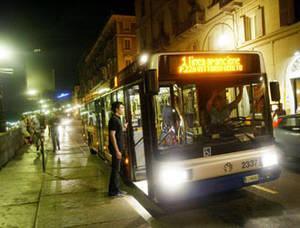 Reggio: e se in estate gli autobus circolassero anche di notte?